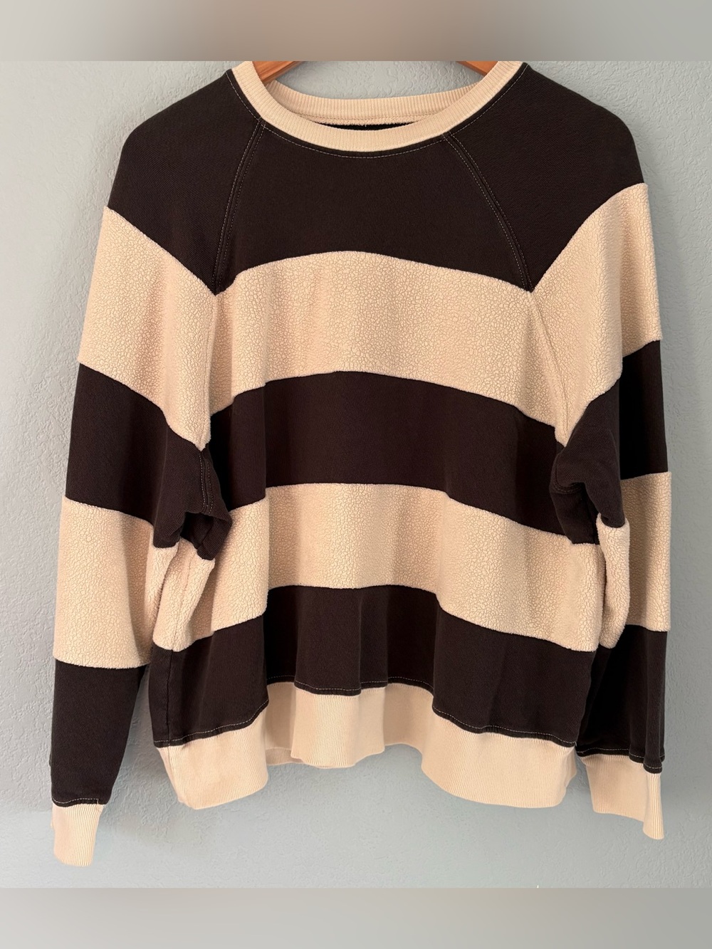 The Great. Slouch Sherpa Stripe Pullover Sweatshirt USA